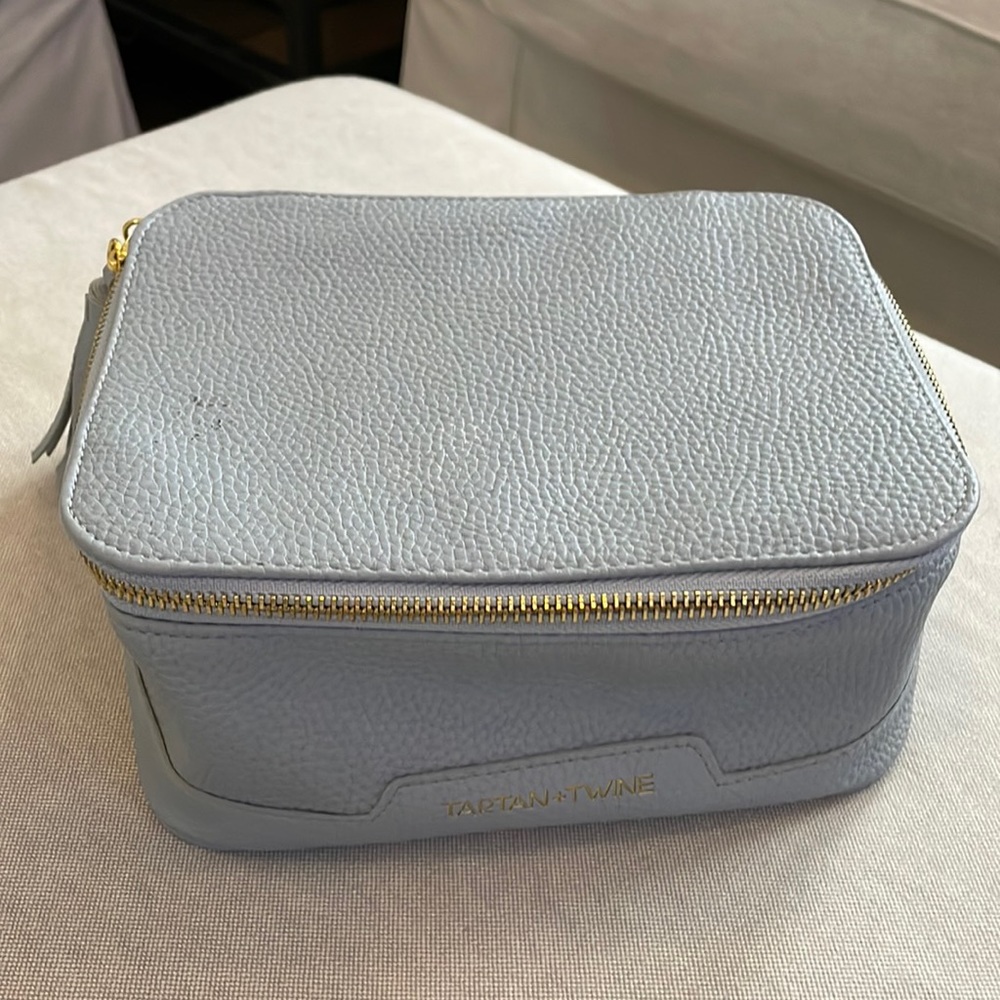 Tartan & Twine cosmetic/toiletry case